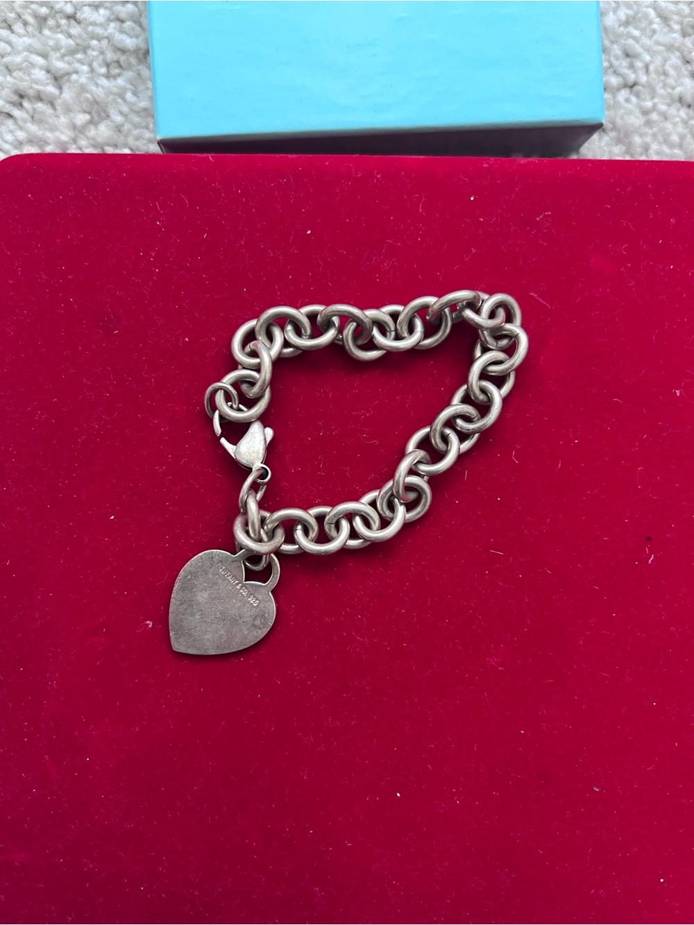 Tiffany & Co. Sterling Silver Heart Charm Link Bracelet - Silver